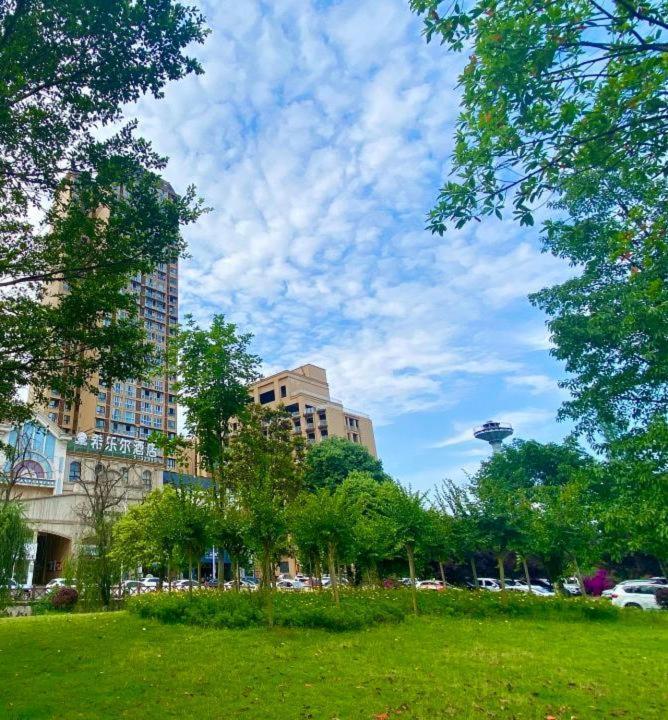 Emei Mountain Xileer Hotel Emeishan Εξωτερικό φωτογραφία